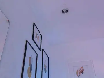 Cutepetitee  live sex cam