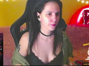 IrwiTomboy  live sex cam