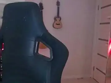 IrwiTomboy  live sex cam