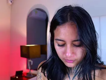 NicolleSweett04  live sex cam