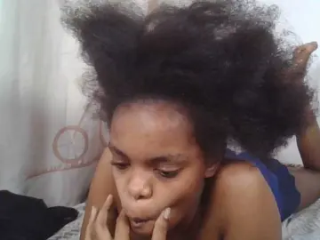 Spiceydebby  live sex cam