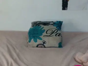 VelvetTits  live sex cam