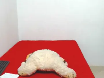 Ariellth  live sex cam