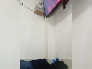 Ariellth  live sex cam