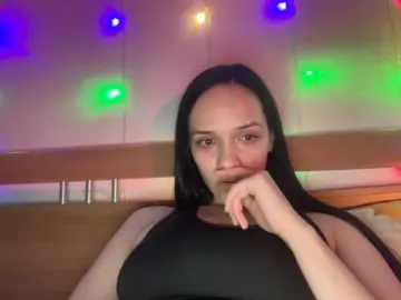Crazy-baby  live sex cam