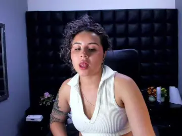 Tinylove  live sex cam