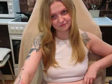AnitaVine  live sex cam