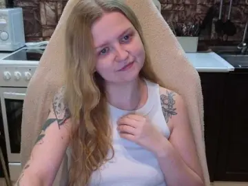AnitaVine  live sex cam
