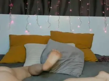 IninityKitty  live sex cam