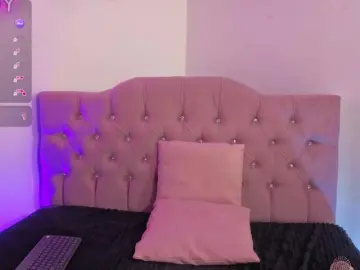 SABRINA-TAY  live sex cam