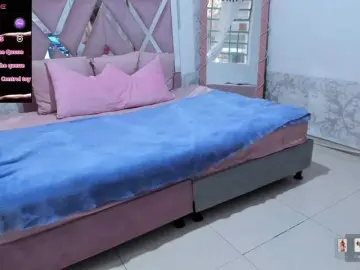 SABRINA-TAY  live sex cam