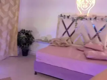 SABRINA-TAY  live sex cam