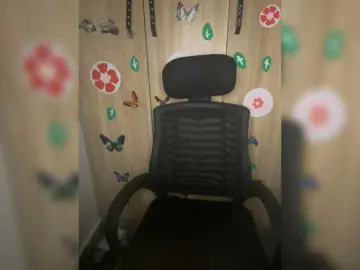 CharmingAura2  live sex cam