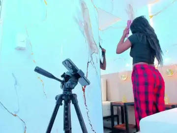 EmilyBrowne  live sex cam