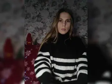 Marina-9819  live sex cam