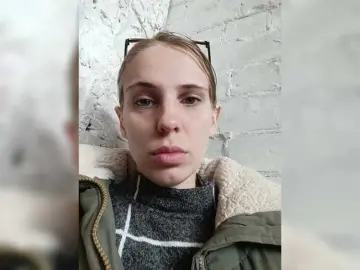 Marina-9819  live sex cam