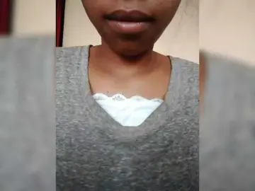 Clarravikuna  live sex cam