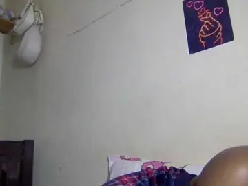 Kimzey  live sex cam