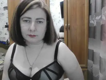 SophieNightAh  live sex cam