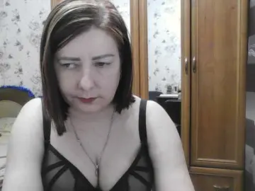 SophieNightAh  live sex cam