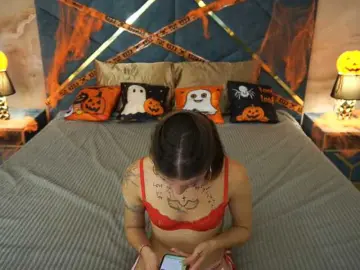 VeraWest  live sex cam