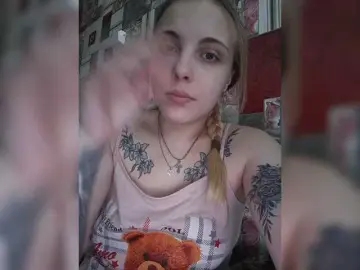 Yana-7  live sex cam