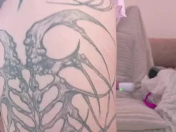 Yuriko-May  live sex cam