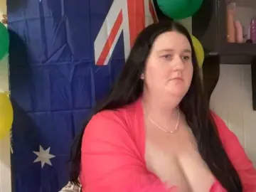 Peachesandcream  live sex cam
