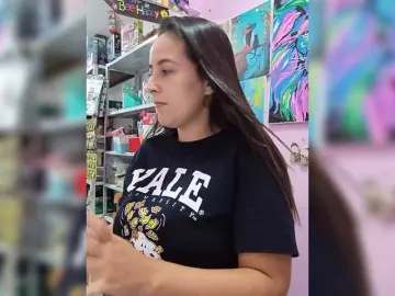 Roussemelinda  live sex cam