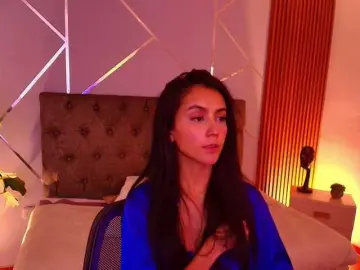 Coraliinee  live sex cam