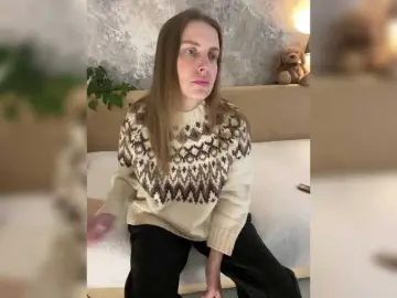 Incredible123  live sex cam