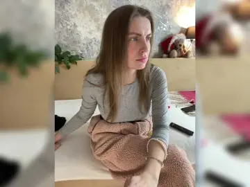 Incredible123  live sex cam