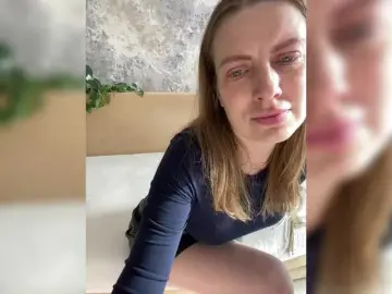 Incredible123  live sex cam