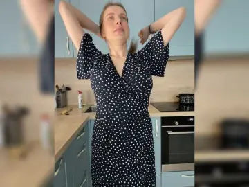 Incredible123  live sex cam