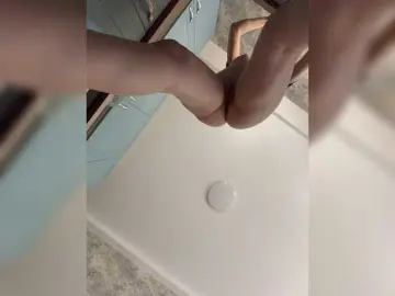 Incredible123  live sex cam
