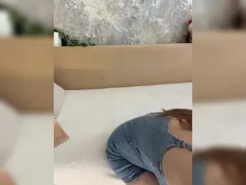 Incredible123  live sex cam