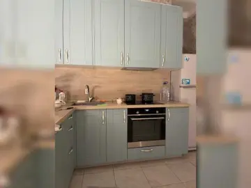 Incredible123  live sex cam