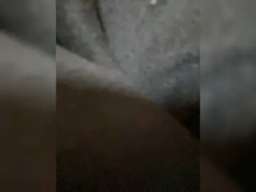 Incredible123  live sex cam