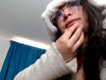 Ivannacrazy1  live sex cam