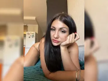 KrastyKiss  live sex cam