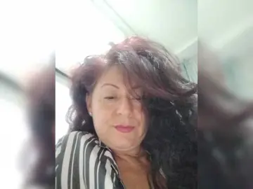 LINALUNERA1  live sex cam