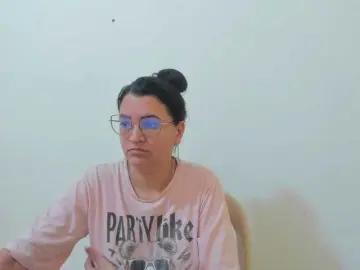 MARILYNG  live sex cam