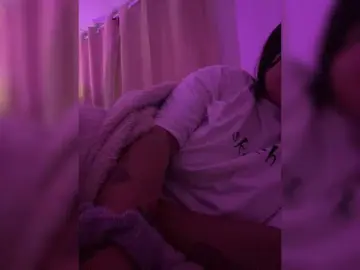 Sweet-emily1  live sex cam