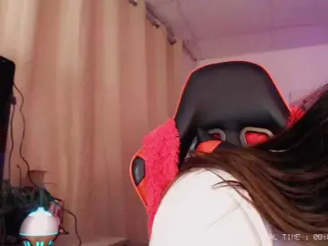 Sweet-emily1  live sex cam