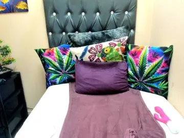 Temptressqeen  live sex cam