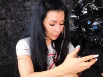 -BABAYAGA-  live sex cam