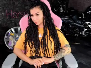 -BABAYAGA-  live sex cam