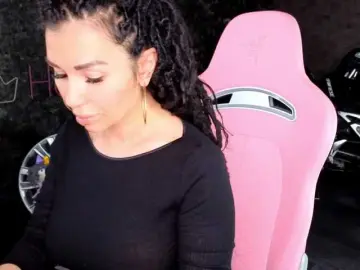 -BABAYAGA-  live sex cam