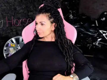 -BABAYAGA-  live sex cam