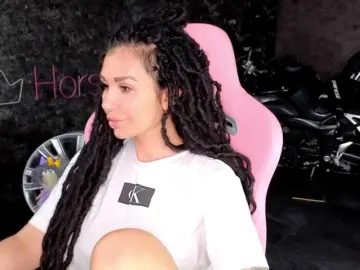 -BABAYAGA-  live sex cam